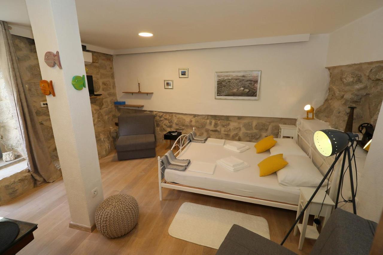 Studio Apartman Fondo スプリト エクステリア 写真
